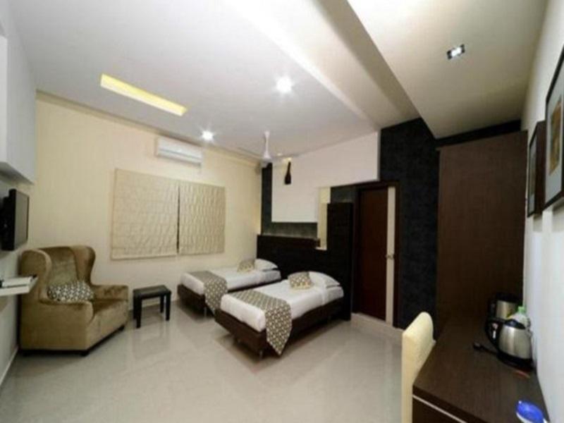 Hotel Serenity La Vista Haiderabad Buitenkant foto