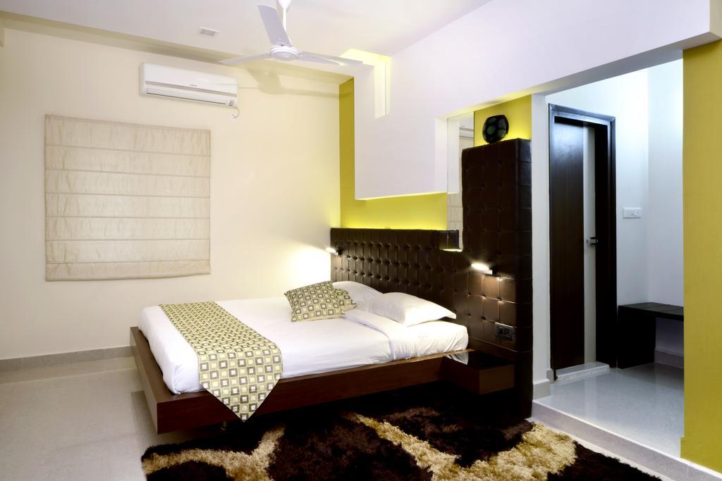 Hotel Serenity La Vista Haiderabad Buitenkant foto